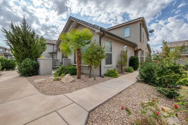 1919 E Fiesta Ln, Washington, UT 84780