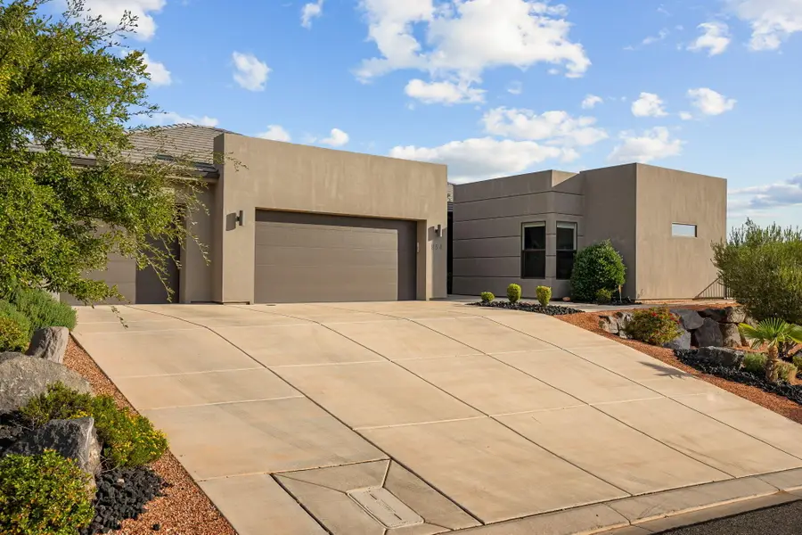 854 W Scenario St, Washington, UT 84780 - #2