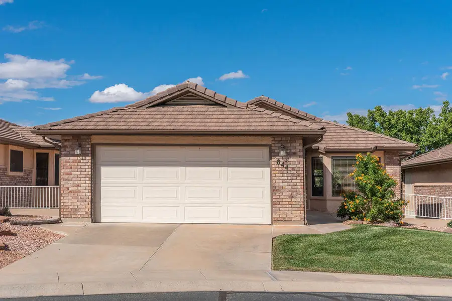 844 W Hampton Rd, Saint George, UT 84770 - #2