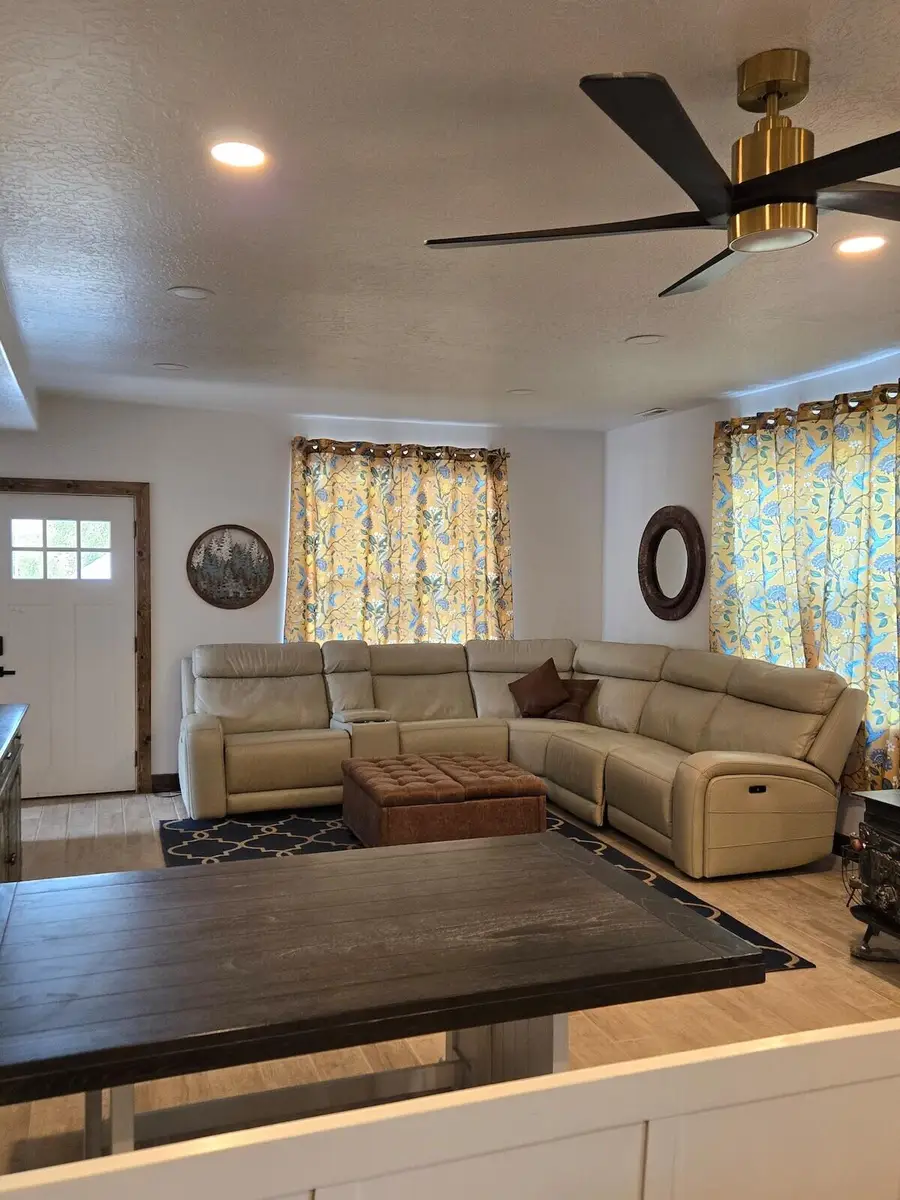 87 N Main St, Marysvale, UT 84750 - #3
