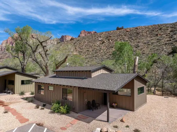 1775 Zion Park Blvd #7, Springdale, UT 84767