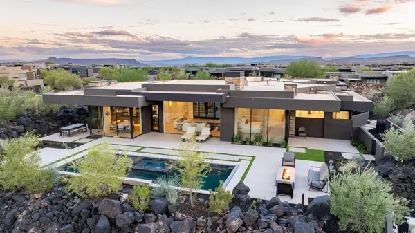 2403 N Tacheene Dr, St George, UT 84770