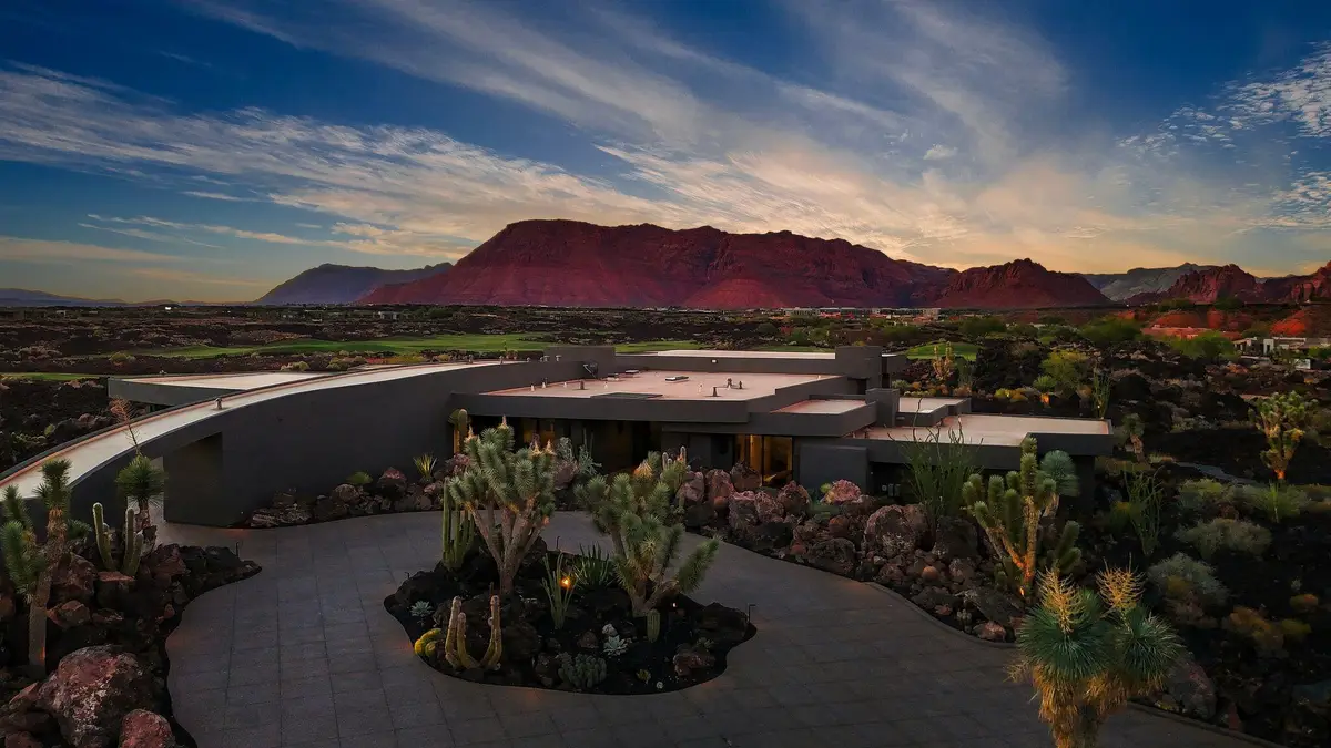 2323 N Chaco Trail, Saint George, UT 84770 - #1
