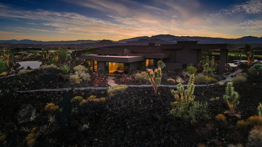 2323 N Chaco Trail, Saint George, UT 84770 - #2