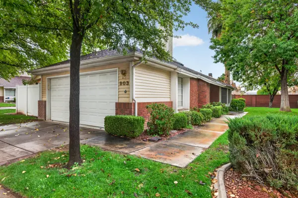 845 N Valley View Dr #903, St George, UT 84770