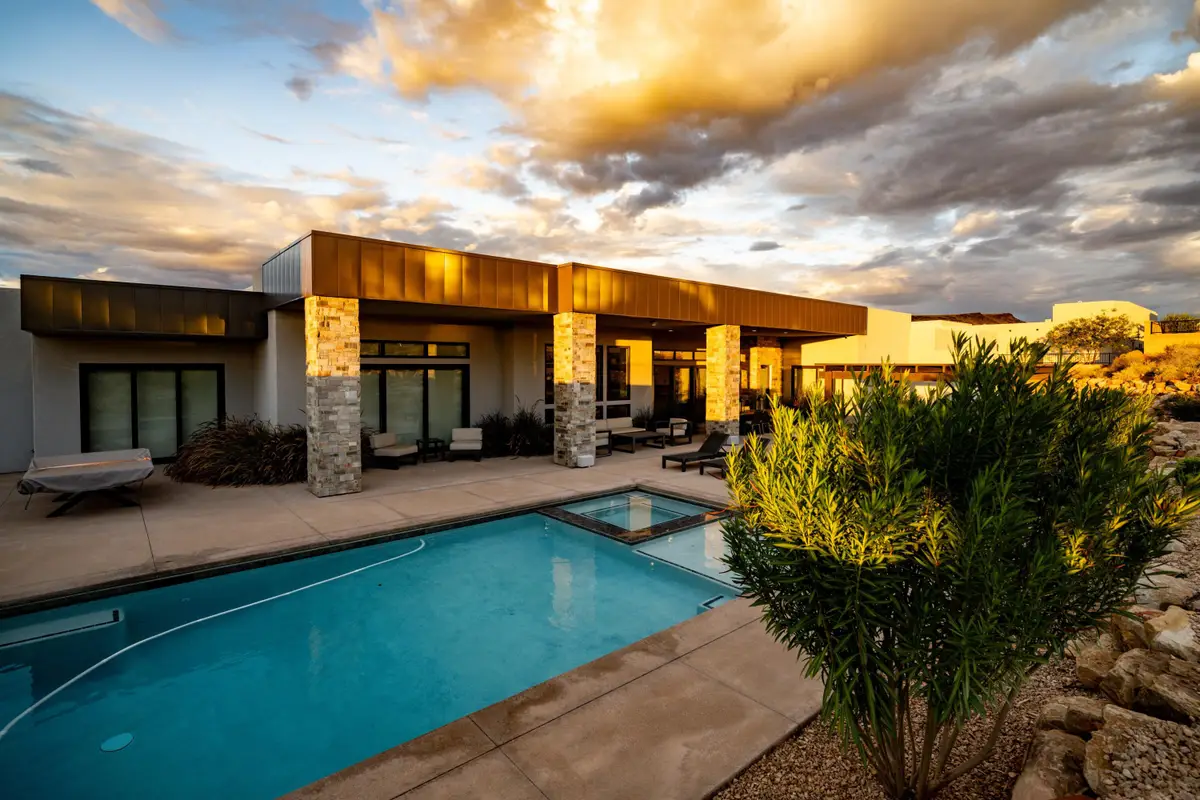1427 W Canyon Tree Dr, Saint George, UT 84770 - #1