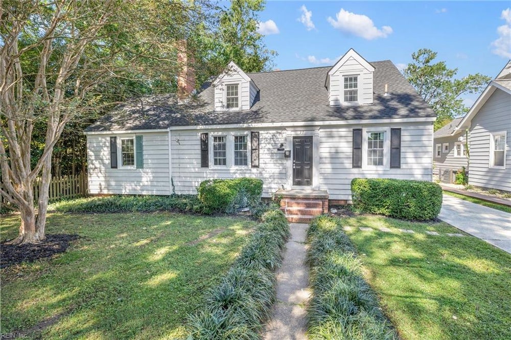 27 Woodfin Road, Newport News, VA 23601 BHGRE