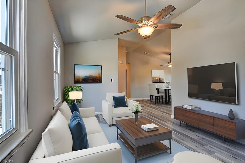 1945 Country Manor Lane, Virginia Beach, VA 23456 BHGRE