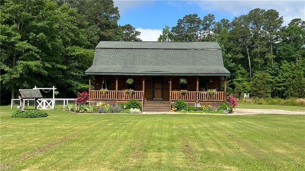 15402 Black Creek Road, Zuni, VA 23898 BHGRE