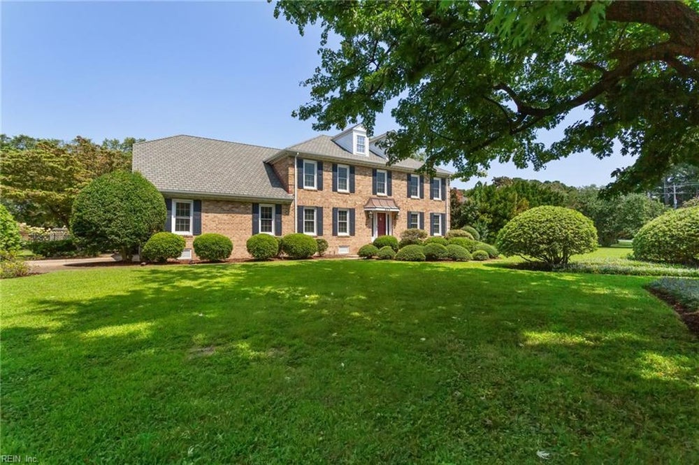 804 Bay Colony Drive, Virginia Beach, VA 23451 BHGRE