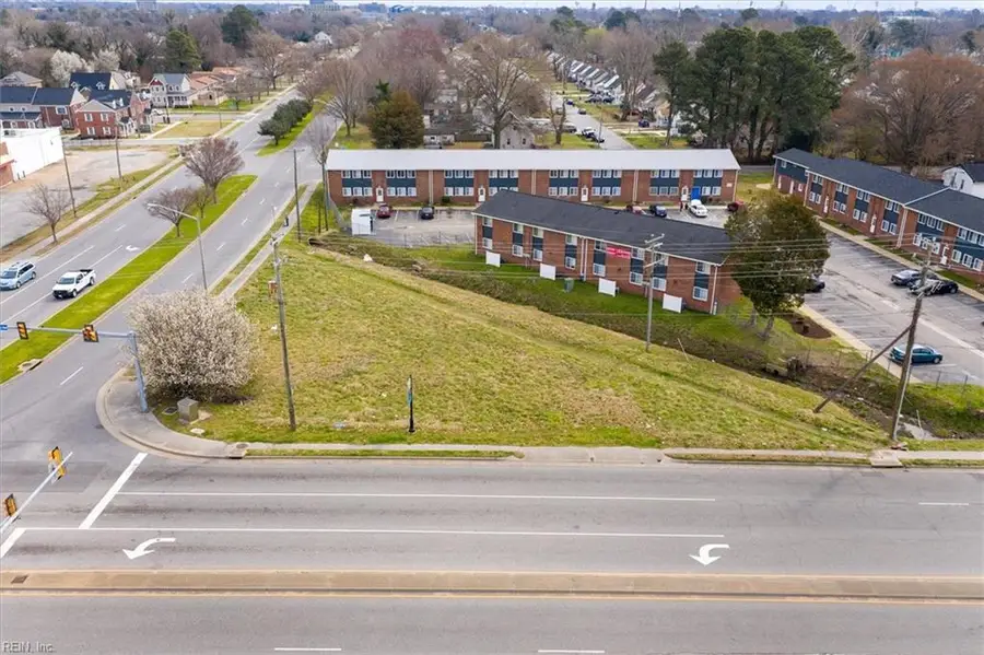 50 Settlers Landing Road, Hampton, VA 23669 - #3