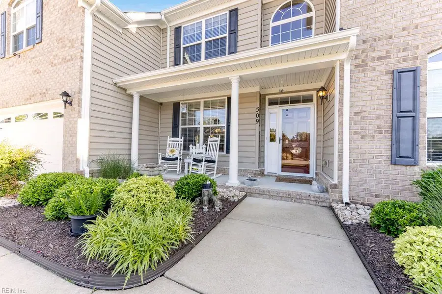 509 Hanbury Road W, Chesapeake, VA 23322 - Image #3