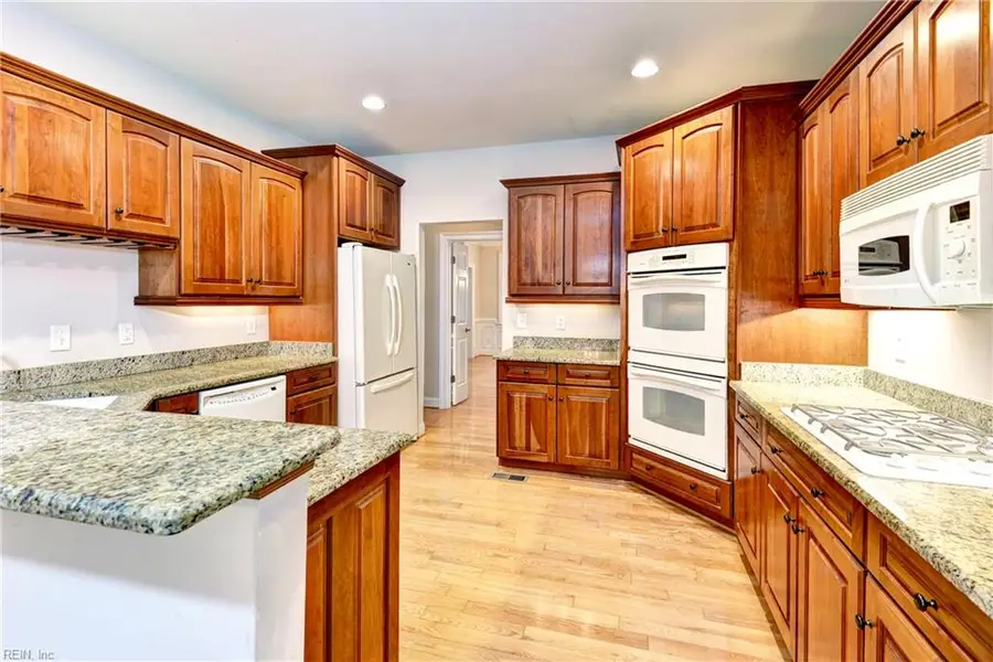 305 Par Drive, Williamsburg, VA 23188 - Image #2