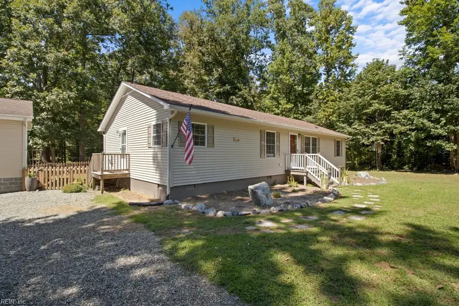 320 Grand Villa Drive, Weems, VA 22576 - Image #2