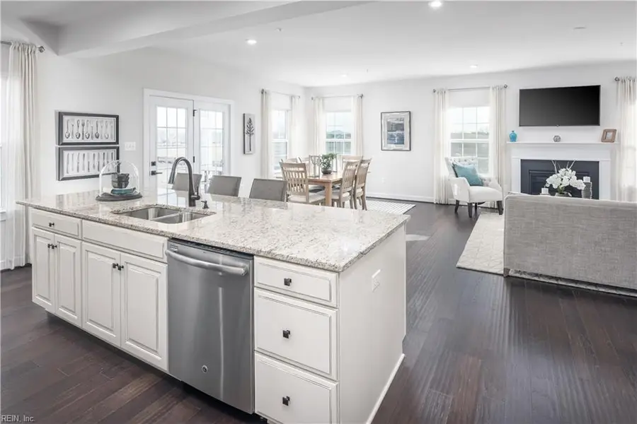 136 Gertrude Street, Chesapeake, VA 23322 - Image #2