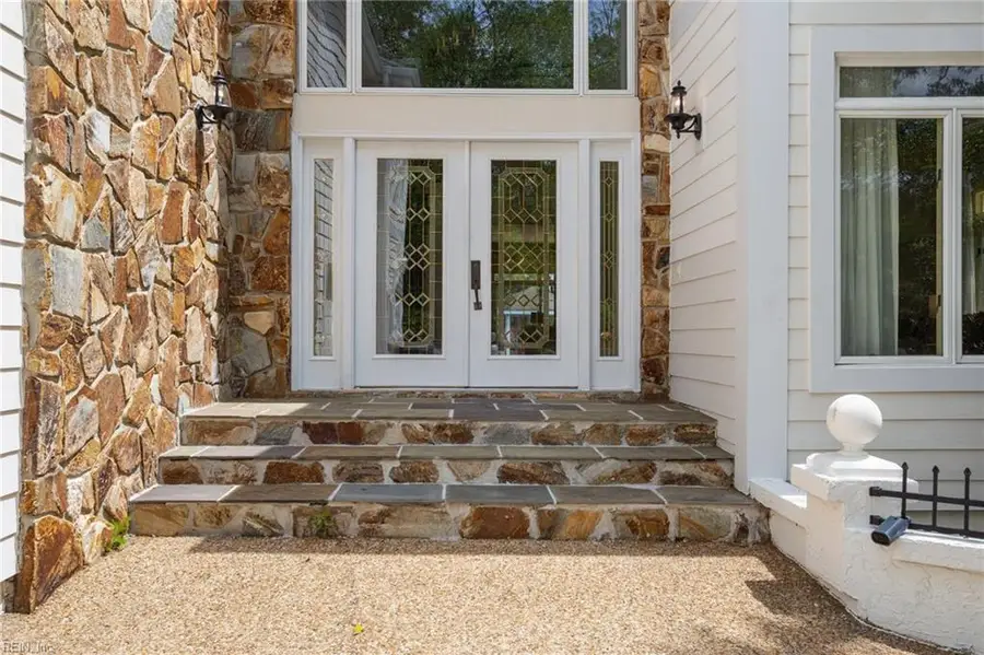 924 Enfield Chase, Virginia Beach, VA 23452 - Image #2