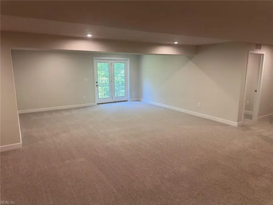 229 Woodcreek Road, Williamsburg, VA 23185 - #3