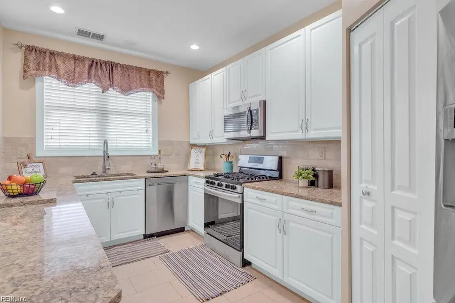 301 Brooke Avenue #103, Norfolk, VA 23510 - Image #3