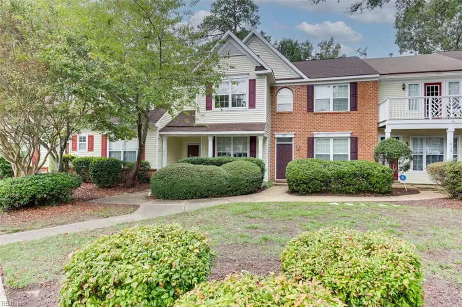 817 Oak Springs Court, Newport News, VA 23602 - Image #2