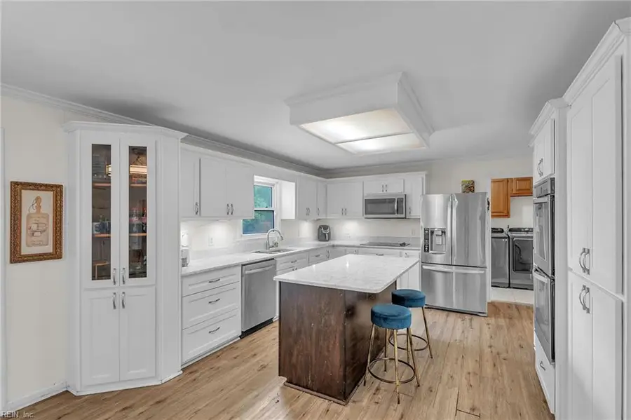 1221 Hartford Drive, Virginia Beach, VA 23464 - Image #3