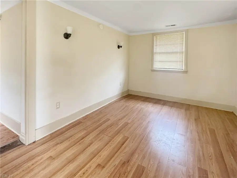 25 Redwood Street, Hampton, VA 23669 - Image #2