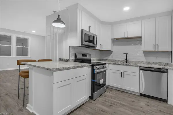 305 Keith Court, Chesapeake, VA 23325