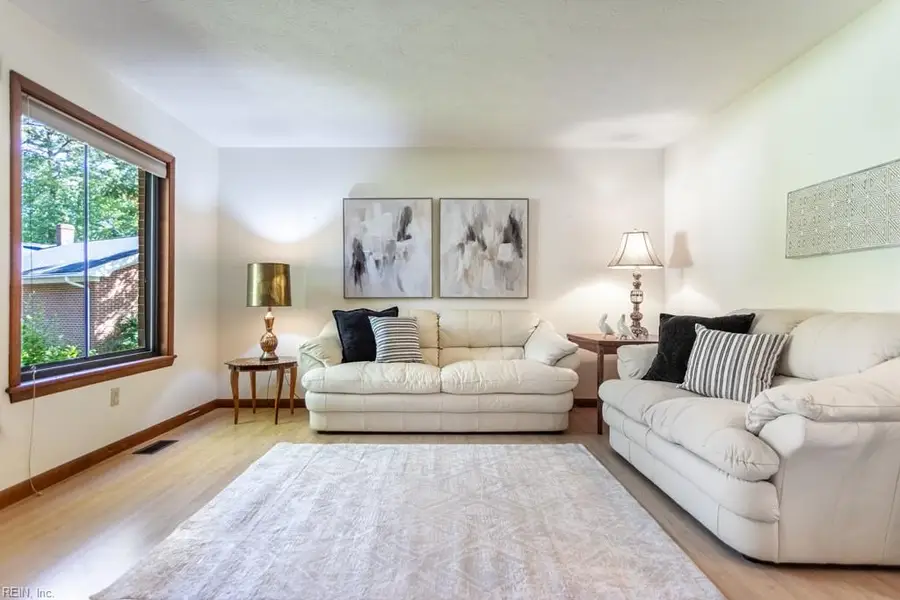 110 Hailsham Place, Yorktown, VA 23692 - Image #3