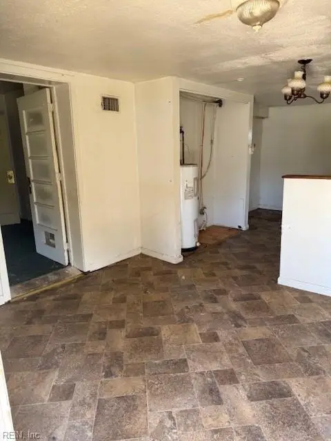 9571 Rowes Point Road, Hayes, VA 23072 - Image #3