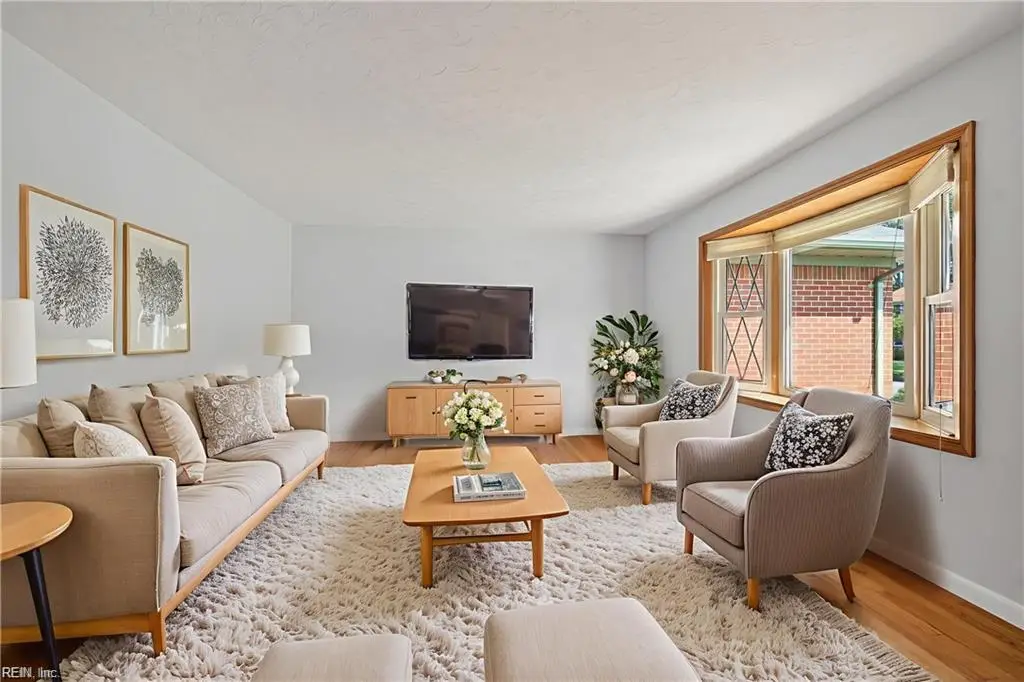 137 S Parliament Drive, Virginia Beach, VA 23462 - Image #1