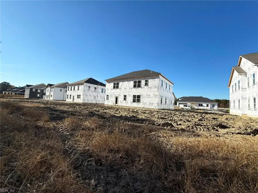 633 Crestfield Drive, Chesapeake, VA 23320 - Image #3