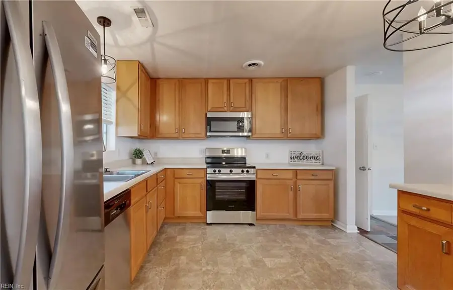 108 Waltham Street, Hampton, VA 23666 - #3