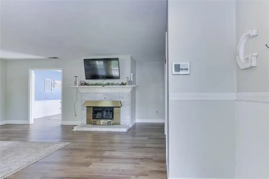 569 Boxwood Lane, Virginia Beach, VA 23452 - Image #3