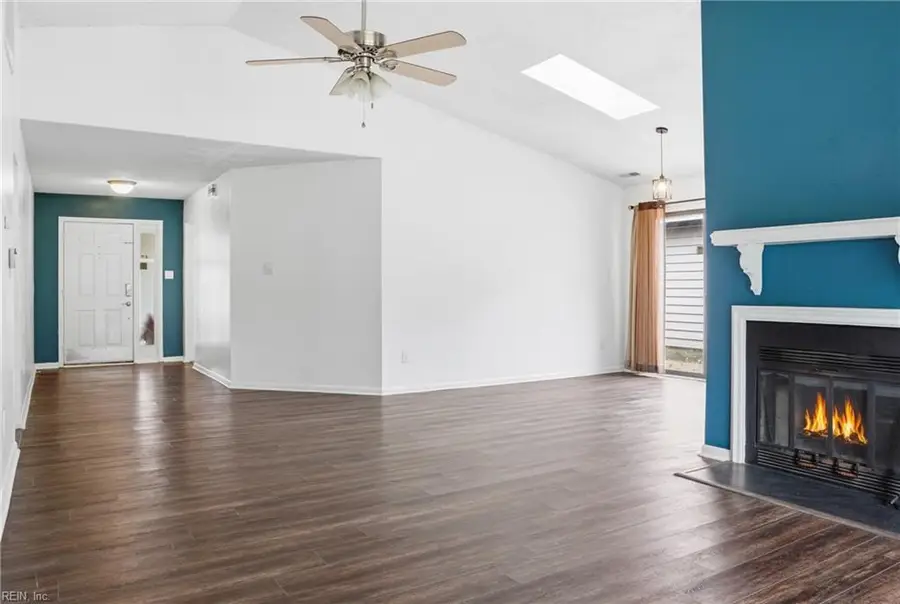 910 Chimney Hill Parkway, Virginia Beach, VA 23462 - Image #2