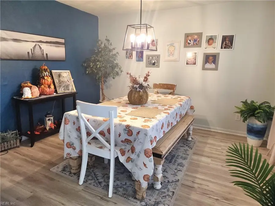 3412 Saint Clair Drive, Chesapeake, VA 23321 - Image #2