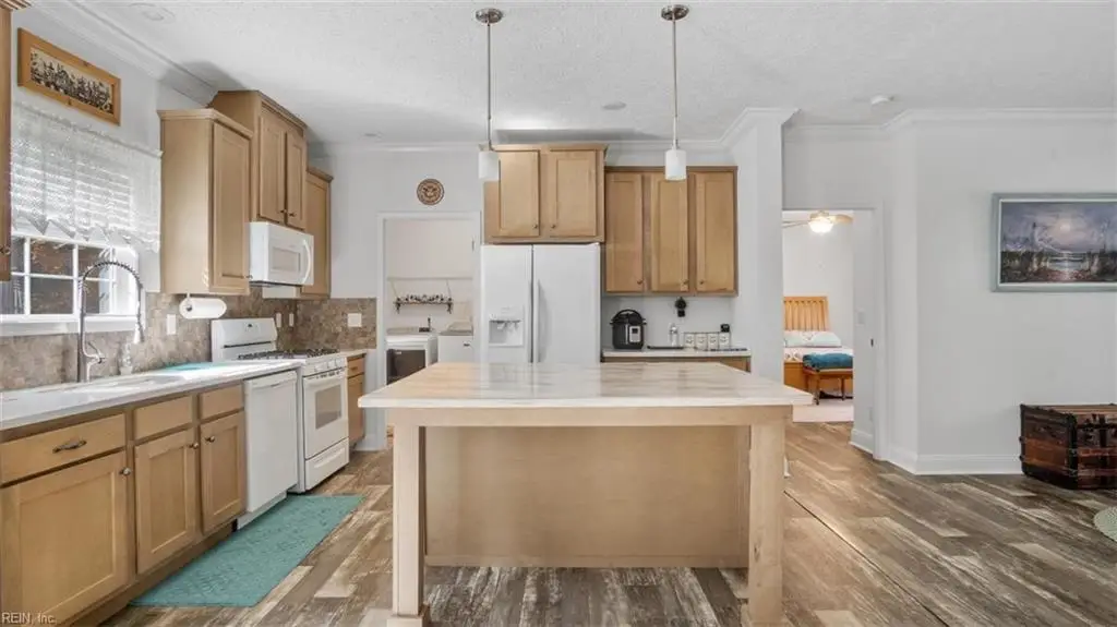 231 Mulberry Lane, Bracey, VA 23919 - Image #1