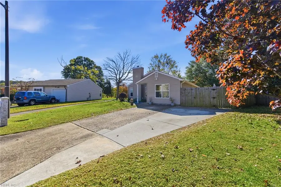 1017 Scarlet Oak Court S, Chesapeake, VA 23320 - Image #3