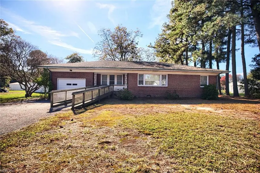 121 Circle Drive, Port Haywood, VA 23138 - Image #2