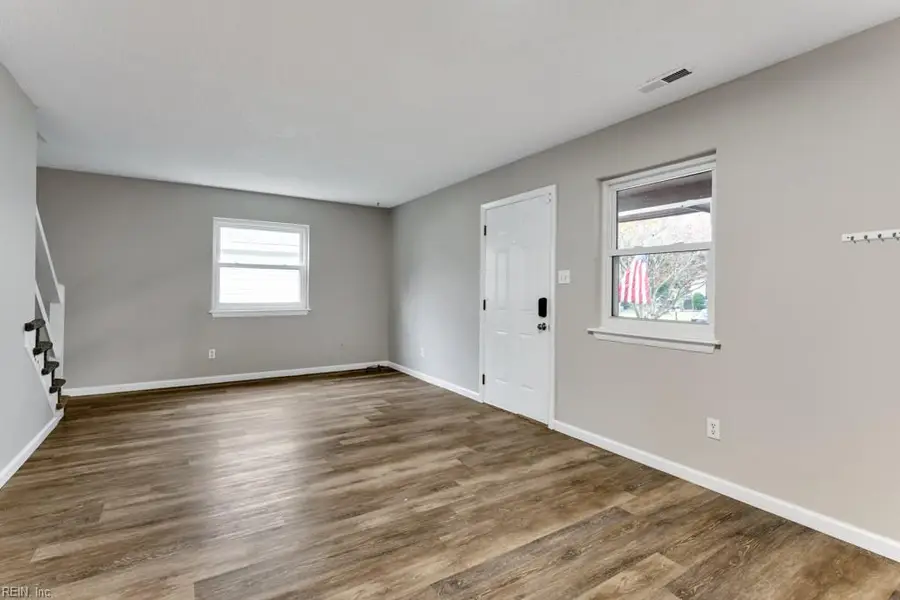 3212 Tiverton Drive, Virginia Beach, VA 23452 - Image #2