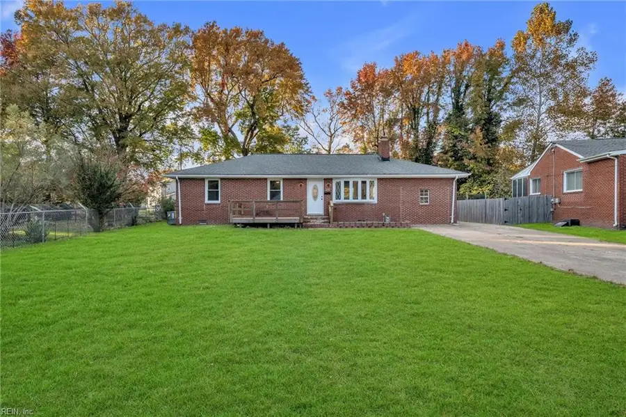 21 Suburban Parkway, Hampton, VA 23661 - Image #3