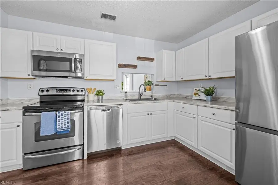 1921 Southaven Drive, Virginia Beach, VA 23464 - Image #3