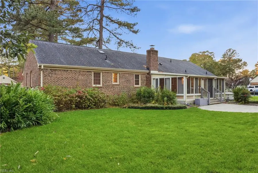 417 Pines Of Warrick Drive, Chesapeake, VA 23322 - Image #3