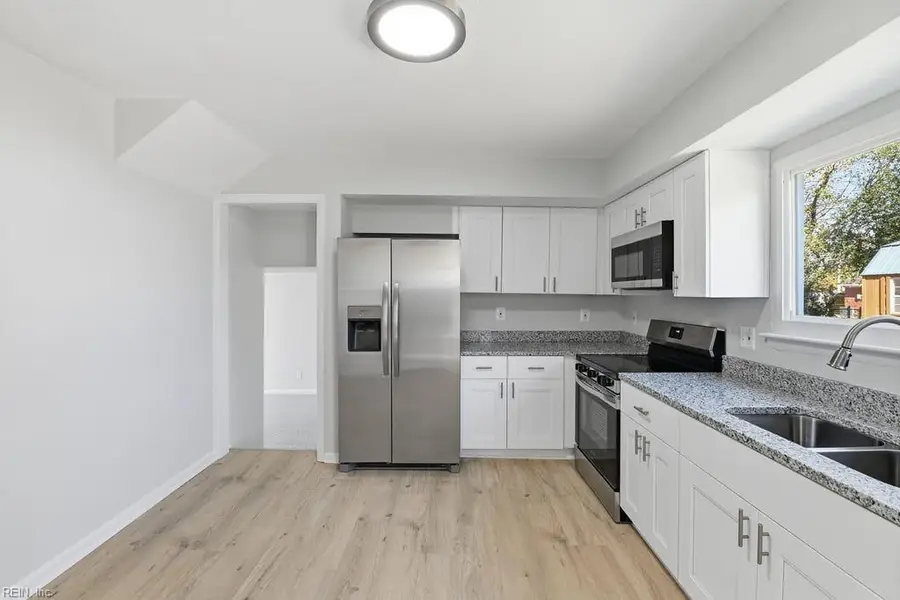 132 Victoria Drive, Virginia Beach, VA 23452 - Image #3