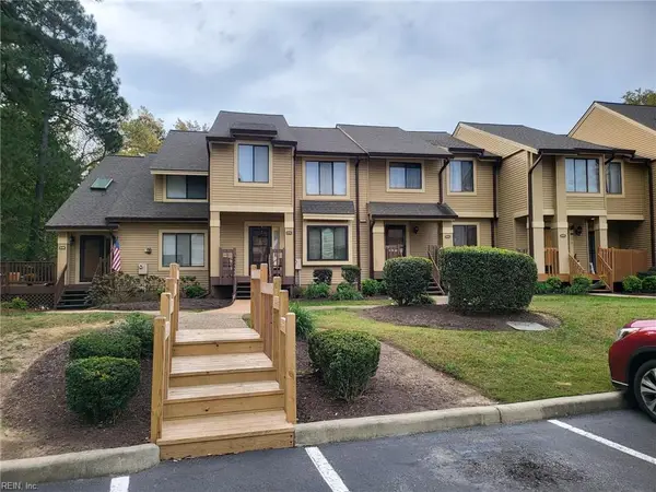 204 Bridgewater Drive, Newport News, VA 23603