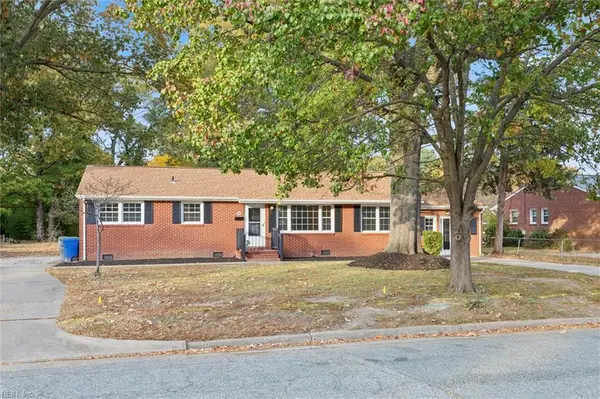 29 Lyliston Lane, Newport News, VA 23601