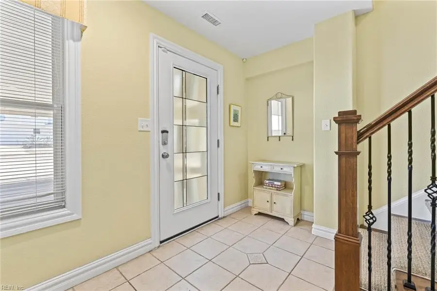 3045 Sandfiddler Road, Virginia Beach, VA 23456 - Image #2