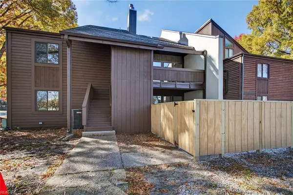 563 Ayrshire Way #E, Newport News, VA 23602