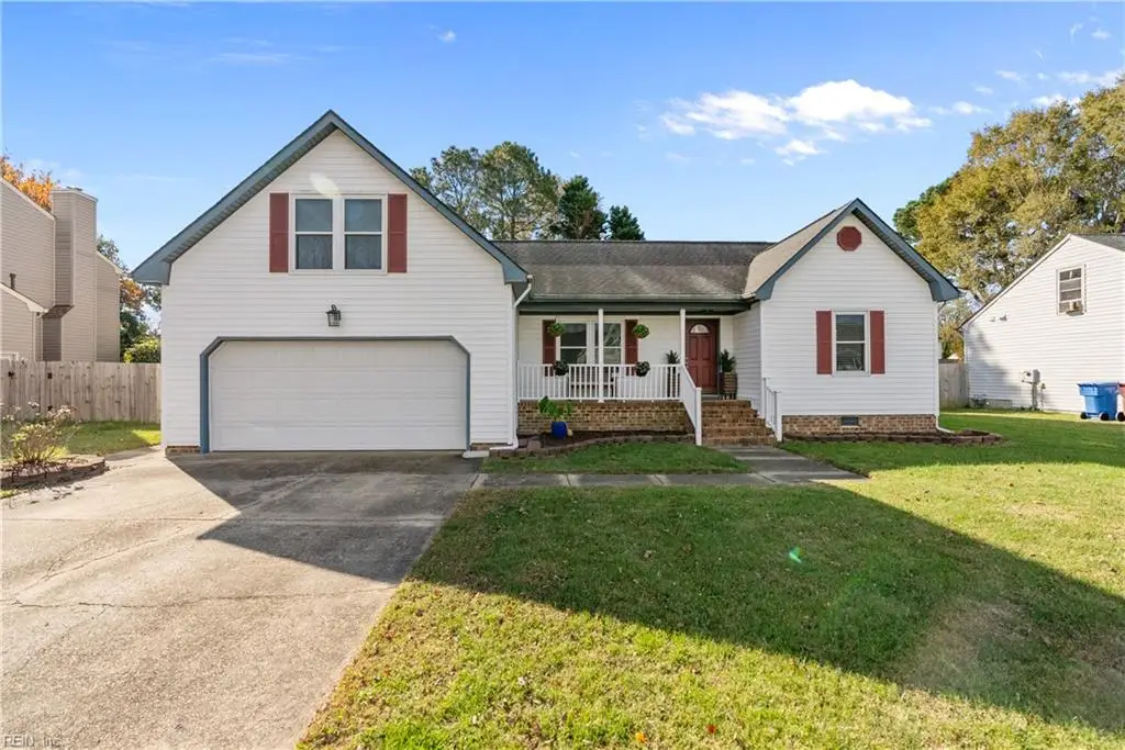 817 Kemp Meadow Drive, Chesapeake, VA 23320 - Image #1