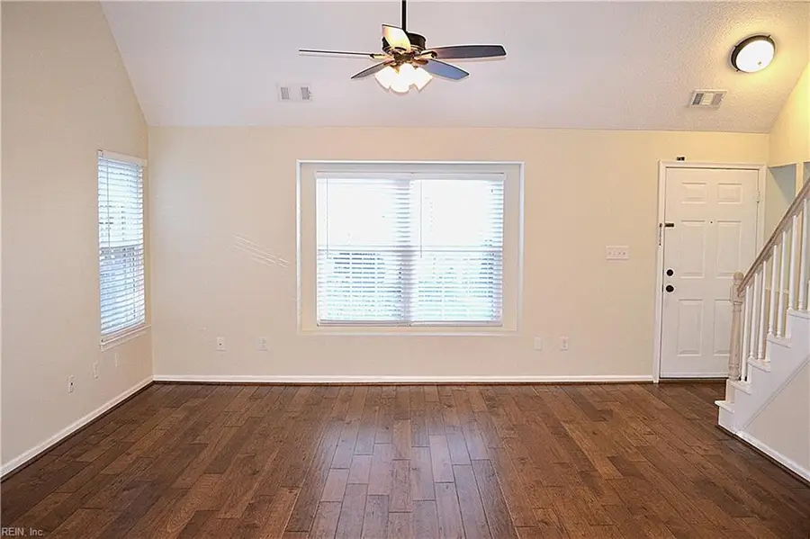 844 Shoal Creek Trail, Chesapeake, VA 23320 - Image #2