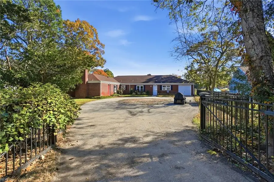 405 Harbor Drive, Hampton, VA 23661 - Image #2