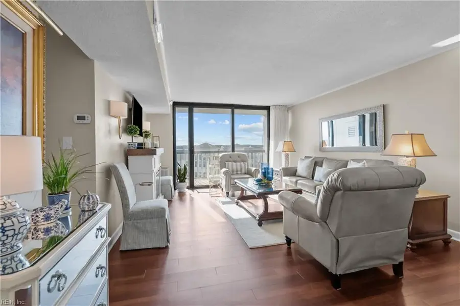 3288 Page Avenue #704, Virginia Beach, VA 23451 - Image #2